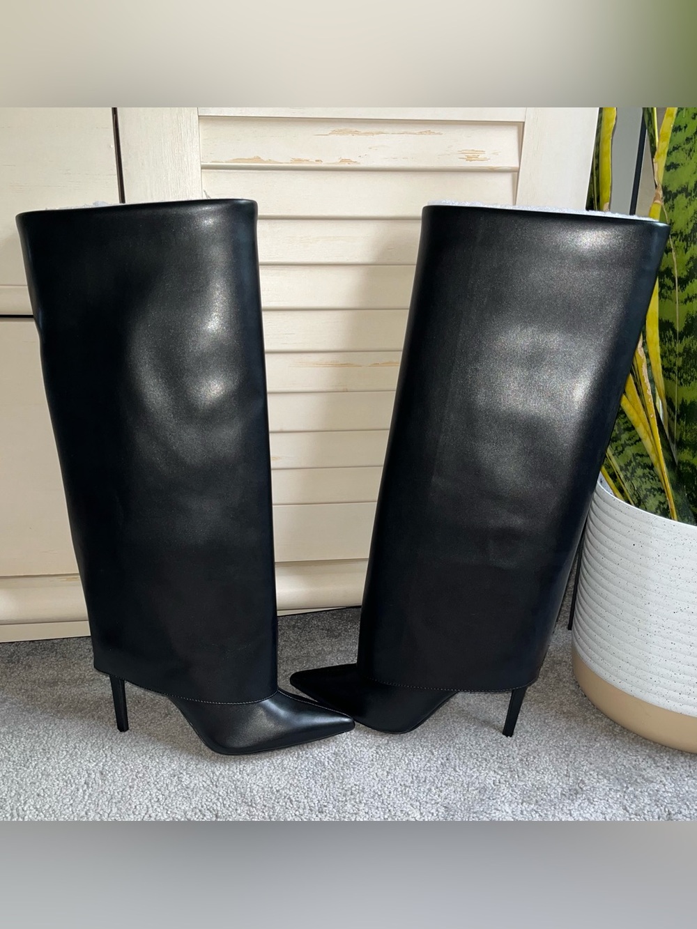 NIB INC. Black Skylar Boots 7 - Picture 4 of 8